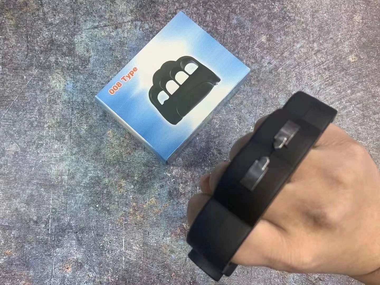Five-finger electric shock device