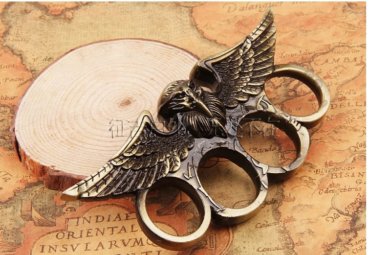 Owl Knuckles