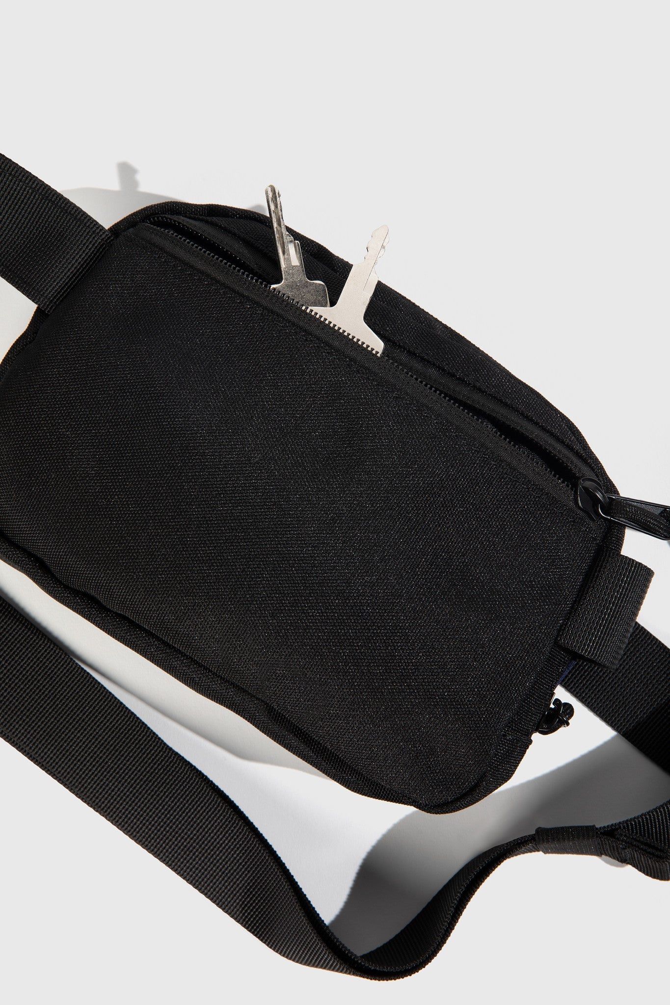 (Re)volution™ 1L Go-Anywhere Bag