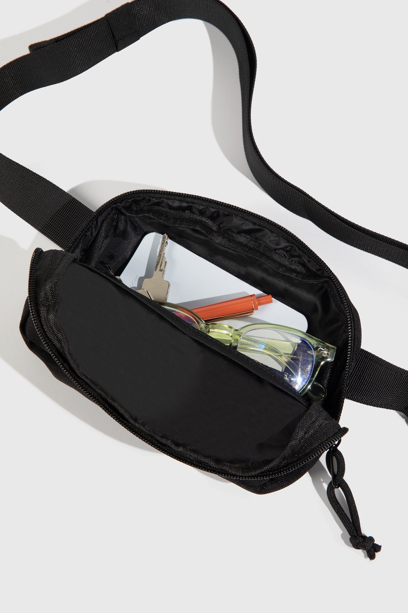 (Re)volution™ 1L Go-Anywhere Bag